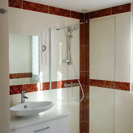 Villa Marie Suzon - Belle Propriete Pour 16 Personnes A 5 Mn De La Hume Gujan-Mestras