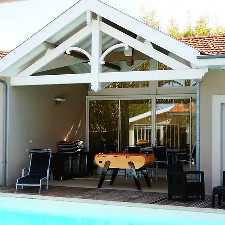 Villa Marie Suzon - Belle Propriete Pour 16 Personnes A 5 Mn De La Hume Gujan-Mestras