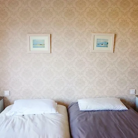 Villa Marie Suzon - Belle Propriete Pour 16 Personnes A 5 Mn De La Hume B&B 4*