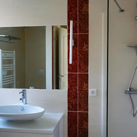Villa Marie Suzon - Belle Propriete Pour 16 Personnes A 5 Mn De La Hume B&B 4*