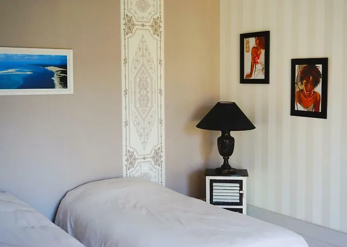 Bed & Breakfast Villa Marie Suzon - Belle Propriete Pour 16 Personnes A 5 Mn De La Hume Gujan-Mestras