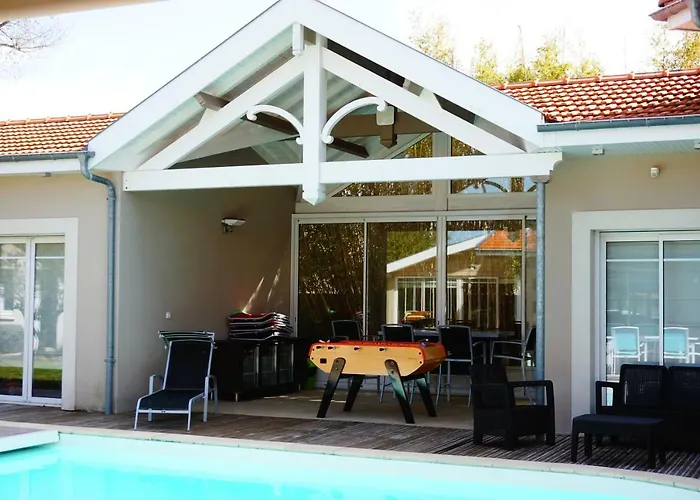 Villa Marie Suzon - Belle Propriete Pour 16 Personnes A 5 Mn De La Hume Gujan-Mestras