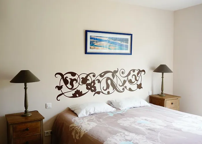 Villa Marie Suzon - Belle Propriete Pour 16 Personnes A 5 Mn De La Hume Bed & Breakfast Gujan-Mestras
